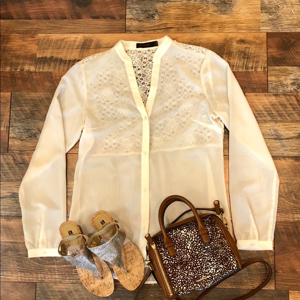 The Limited Lace Back Blouse - Picture 2 of 7